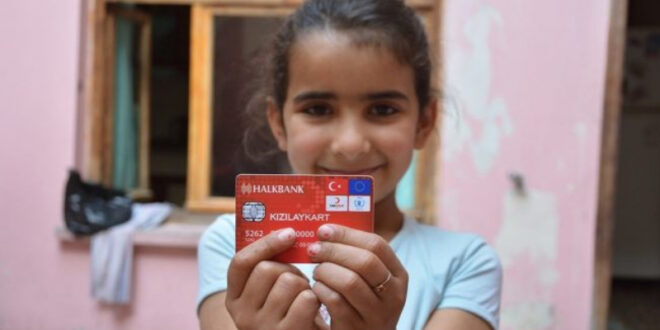 rt 660x330 - الاتحاد الأوروبي يمدد دعم بطاقات " الهلال الأحمر" للاجئين في تركيا