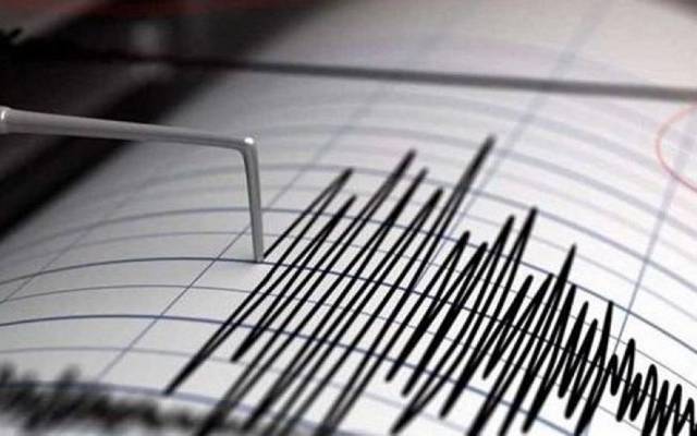 زلزال - شاهد بالفيديو اللحظات الأولى للزلزال الذي وقع في انطاليا بقوة 5.4 درجة