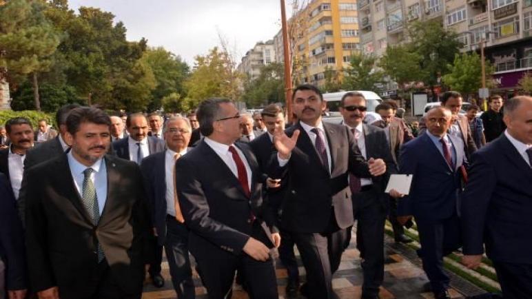 بلدية كهرمان مرعش تعتزم هدم المبنى الأغبى في العالم (صور) ...وترفض 30 مليون ليرة pol - بلدية كهرمان مرعش تعتزم هدم المبنى الأغبى في العالم (صور) ...وترفض 30 مليون ليرة