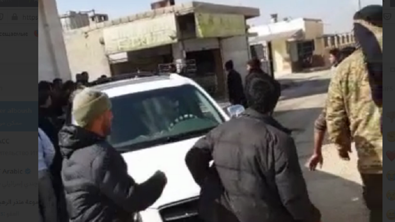 huhg - فيديو للحظة اعتـ.ـقال مشـ.ـتبه به بتفـ.ـجير سيارة في مدينة الراعي بريف حلب السورية