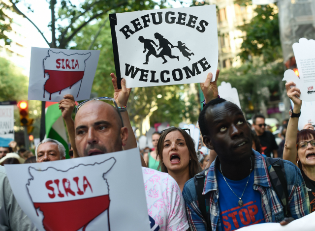 Refugees Welcome 640x480 1 640x470 1 - 22800 سوري يحققون إنجازًا عظـ.ـيمًا في هولندا