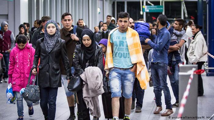 18737618 303 - ألمانيا بحاجة لحوالي 400 ألف مهاجر كل عام لهذه الأسباب ...