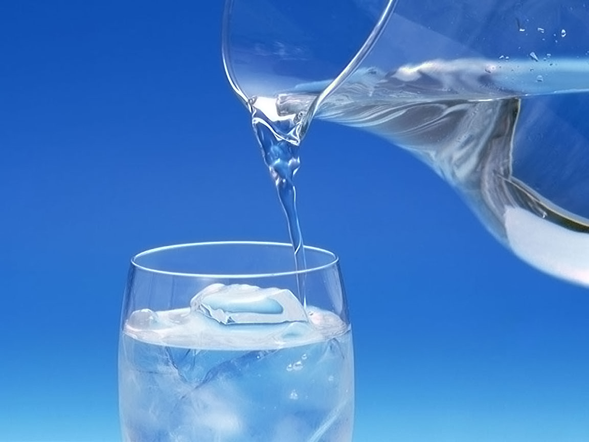 مياه - نظام الأسد يطـ.ـرح كأس مياه معدنية بـ190 ليرة بالأسواق السورية ويثـ.ـير الجـ.ـدل اليكم التفاصيل