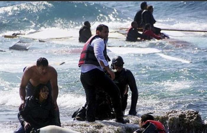 medium 2021 11 06 6279de8f89 - "أمي لقد نجوت وغـ.ـرق العديدين" .. غـ.ـرق قارب يحمل عدد كبير من الفلسـ.ـطينيين بين تركيا واليونان