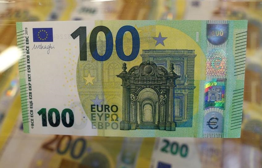 11 1 - ارتفاع في سعر صرف اليورو مقابل الدولار والليرة السورية والعملات العربية مساء الخميس