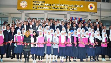 21504 1 390x220 - ما مستقبل الدراسة في مدارس إمام خطيب بتركيا بالنسبة للطلاب السوريين والعرب ؟