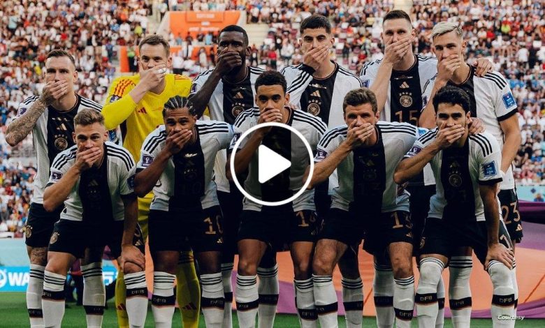 شاهد بالفيديو محلل الماني يدعو وبكل وقاحة لاعبي المنتخب لتقبيل بعضهم من الفم عند تسجيل الهدف لدعم الشـ. ـذ وذ FiQE8r1WIAAYrgK 1 780x470 - شاهد بالفيديو محلل الماني يدعو وبكل وقاحة لاعبي المنتخب لتقبيل بعضهم من الفم عند تسجيل الهدف لدعم الشـ. ـذ وذ