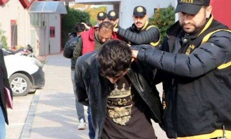 عصابة تركية تحتال على شخص سوري بـ40 الف دولار بطريقة يقع فيها الكثير من السوريين .. اليك التفاصيل 1 780x470 - عصابة تركية تحتال على شخص سوري بـ40 الف دولار بطريقة يقع فيها الكثير من السوريين .. اليك التفاصيل