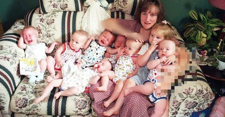 FB IMG 1649190879472 780x405 1 censored - تركها زوجها في عام 1998 لانها أنجبت 7 أطفال توأم “انظروا كيف أصبحوا بعد 20 سنة”