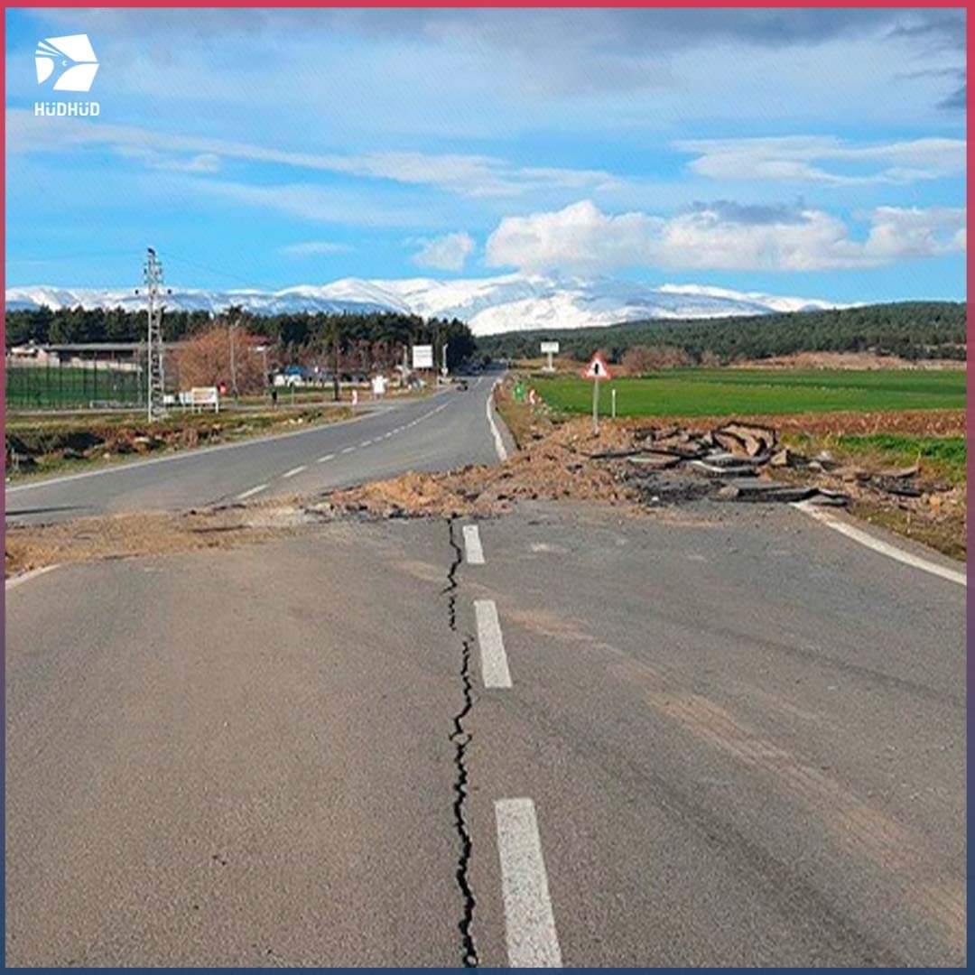 FB IMG 1675948364145 - شاهد صور مخيفة لتحرك الأراضي التركية 3 أمتار نحو الغرب بعد الزلزال الكبير