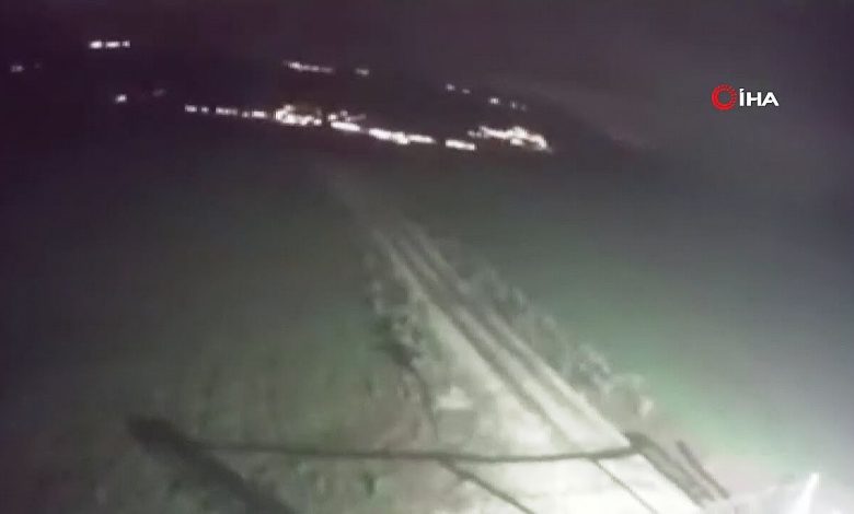 شاهد فيديو مرعب لاهتزاز جبل وكأنها دمية صغيرة وسطوع ضوء مخيف اثناء زلزال تركيا وسوريا maxresdefault 60 780x470 - شاهد فيديو مرعب لاهتزاز جبل وكأنها دمية صغيرة وسطوع ضوء مخيف اثناء زلزال تركيا وسوريا