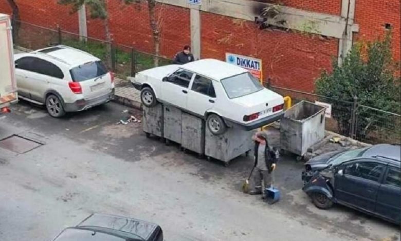84 780x470 - شاهد بالفيديو صاحب متجر تركي ينتقم من مواطن ويضع سيارته في القمامة والسبب صادم !!!