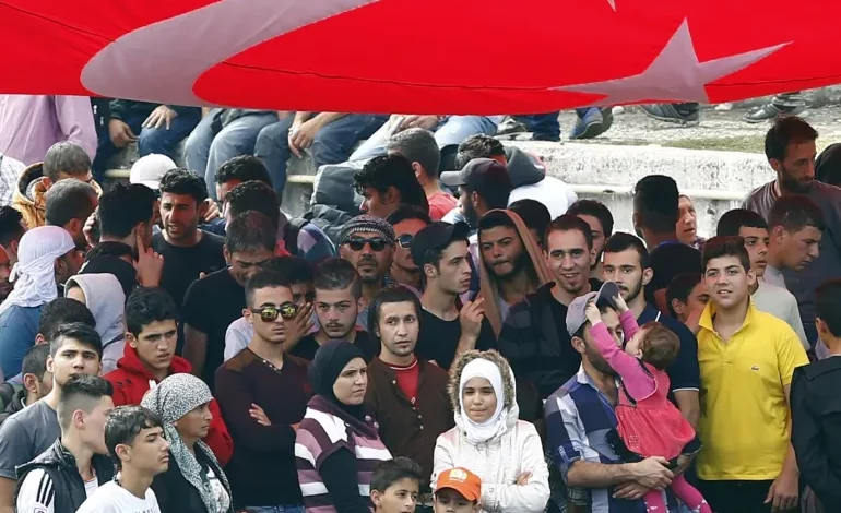 9483f69e 5c86 41b1 b8d1 ebeb87266514 770x470 1 - دائرة الهجرة التركية تعلق على نقل 600 ألف سوري إلى اسطنبول .. اليك التفاصيل