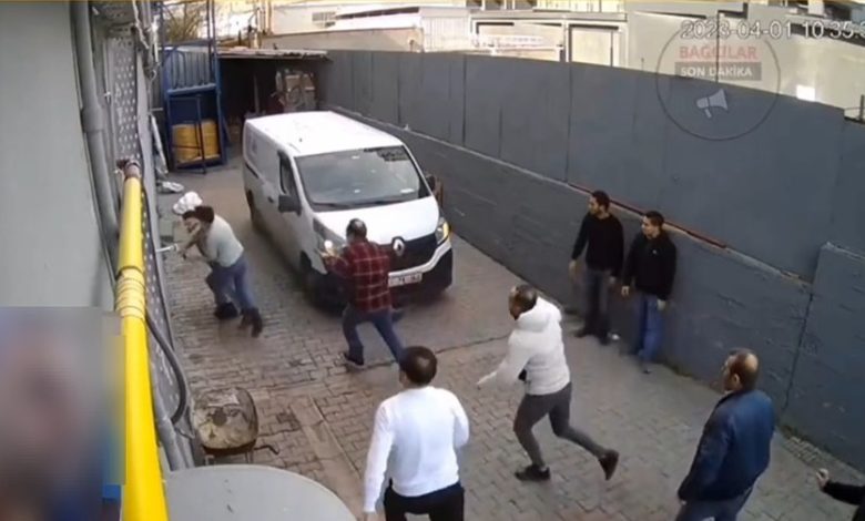 شاهد بالفيديو شـ. ـجار مسـ. ـلح بين عدد كبير من الاشخاص بينهم سوريين ومقـ. ـتل شاب تركي واعتقـ. ـالات بالجملة 339099179 936764927477506 6038097393272743263 n 780x470 - شاهد بالفيديو شـ. ـجار مسـ. ـلح بين عدد كبير من الاشخاص بينهم سوريين ومقـ. ـتل شاب تركي واعتقـ. ـالات بالجملة