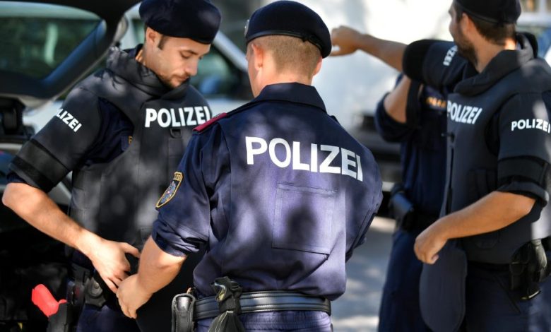 "عليهم العودة لبلادهم " .. وضع سوري تحت الرقابة القانونية لمدة سنتين في النمسا بسبب خروف .. اليك التفاصيل ABD0058 20160826 1 16 9 019440762293 1024x576 1 780x470 - "عليهم العودة لبلادهم " .. وضع سوري تحت الرقابة القانونية لمدة سنتين في النمسا بسبب خروف .. اليك التفاصيل