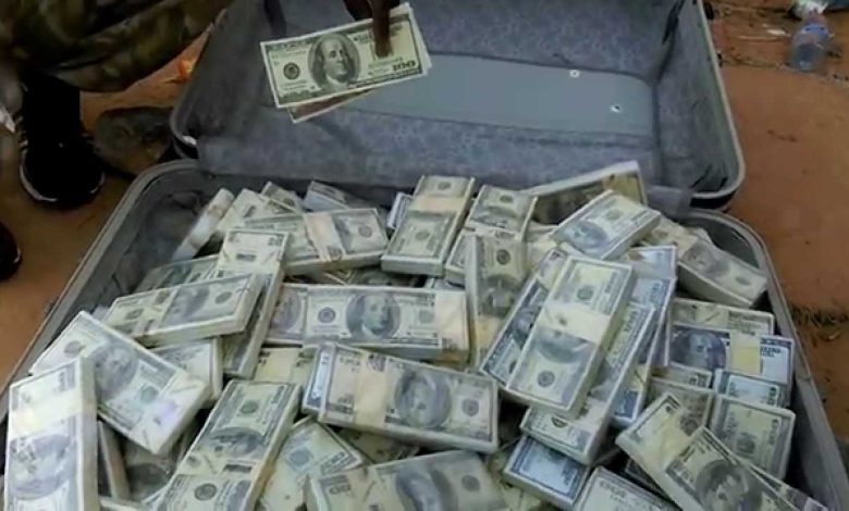 750 ألف دولار دفعة واحدة .. شاب سوري يصبح غنيا بين ليلة وضحاها والاتراك يتفاجئون بموقفه النبيل maxresdefault 3 780x470 - 750 ألف دولار دفعة واحدة .. شاب سوري يصبح غنيا بين ليلة وضحاها والاتراك يتفاجئون بموقفه النبيل